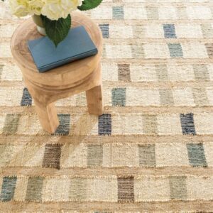 Handmade Jute Accent Rug